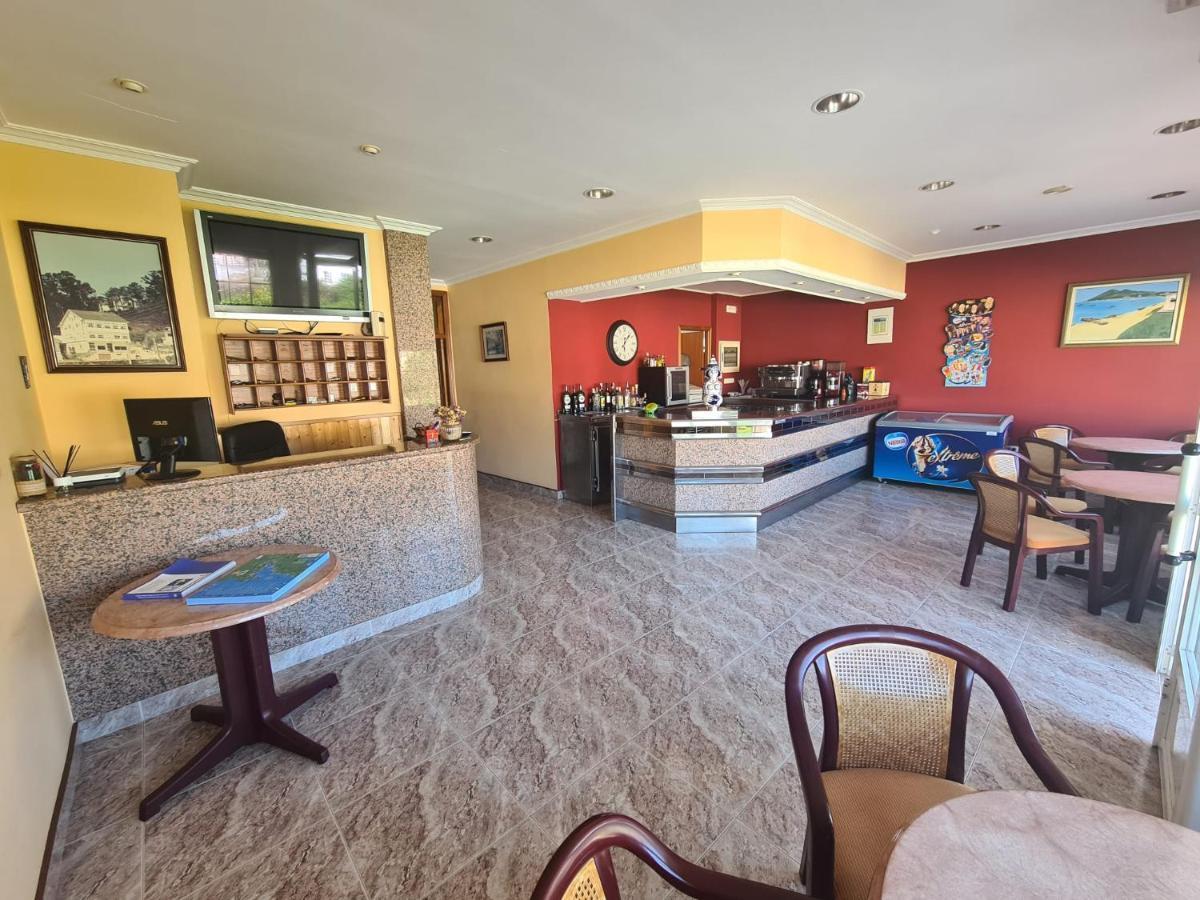 Hostal Playa Atlantica 호텔 Louro 외부 사진