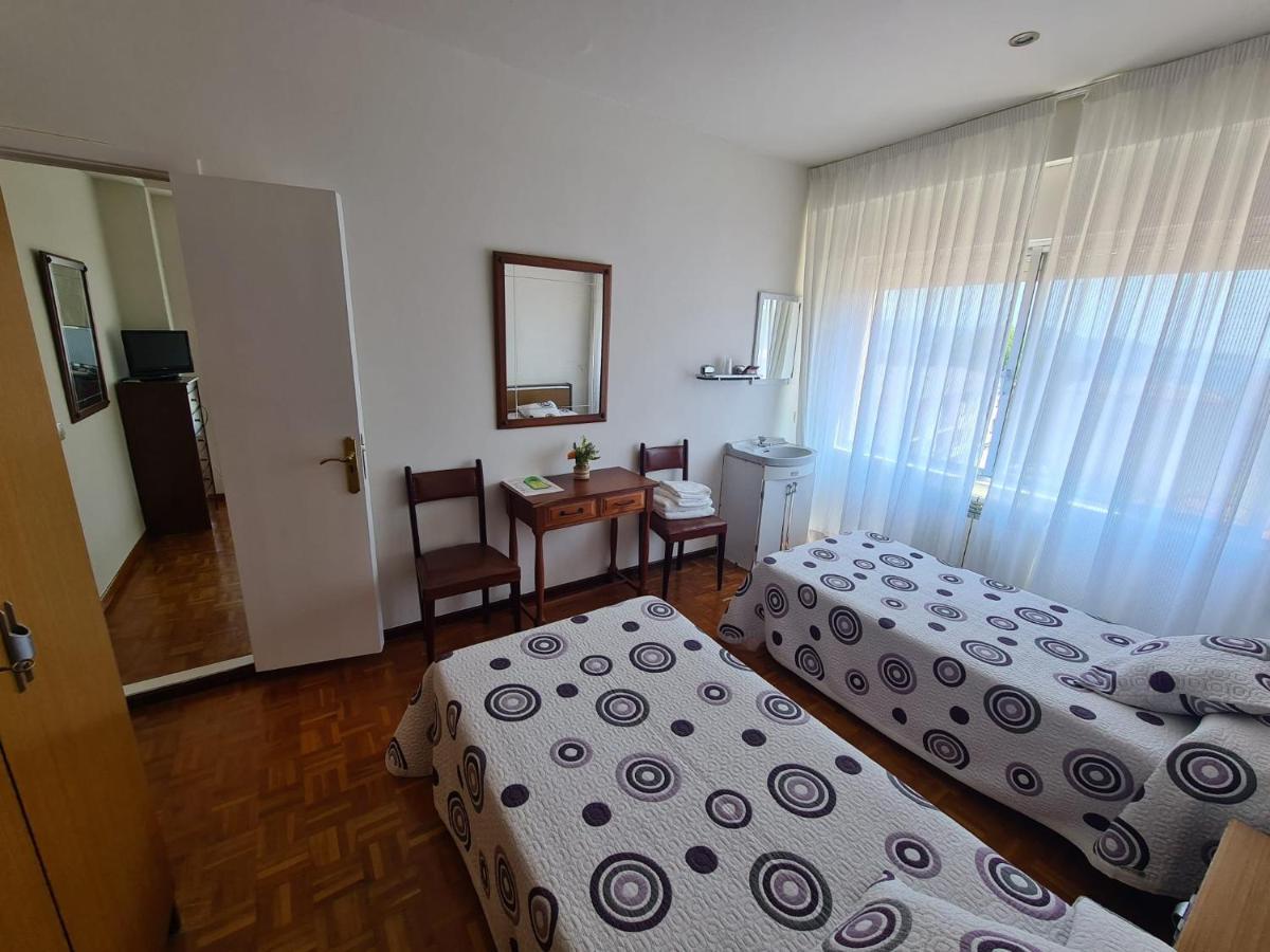 Hostal Playa Atlantica 호텔 Louro 외부 사진